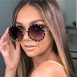 Round Sunglasses Women Studded Fashion Shades Designer Sun‎ Glasses Retro Lentes